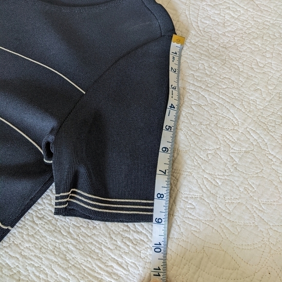 𝅺FINE Knit Navy Blue Short Sleeve Sweater M Striped Top - Picture 8 of 12